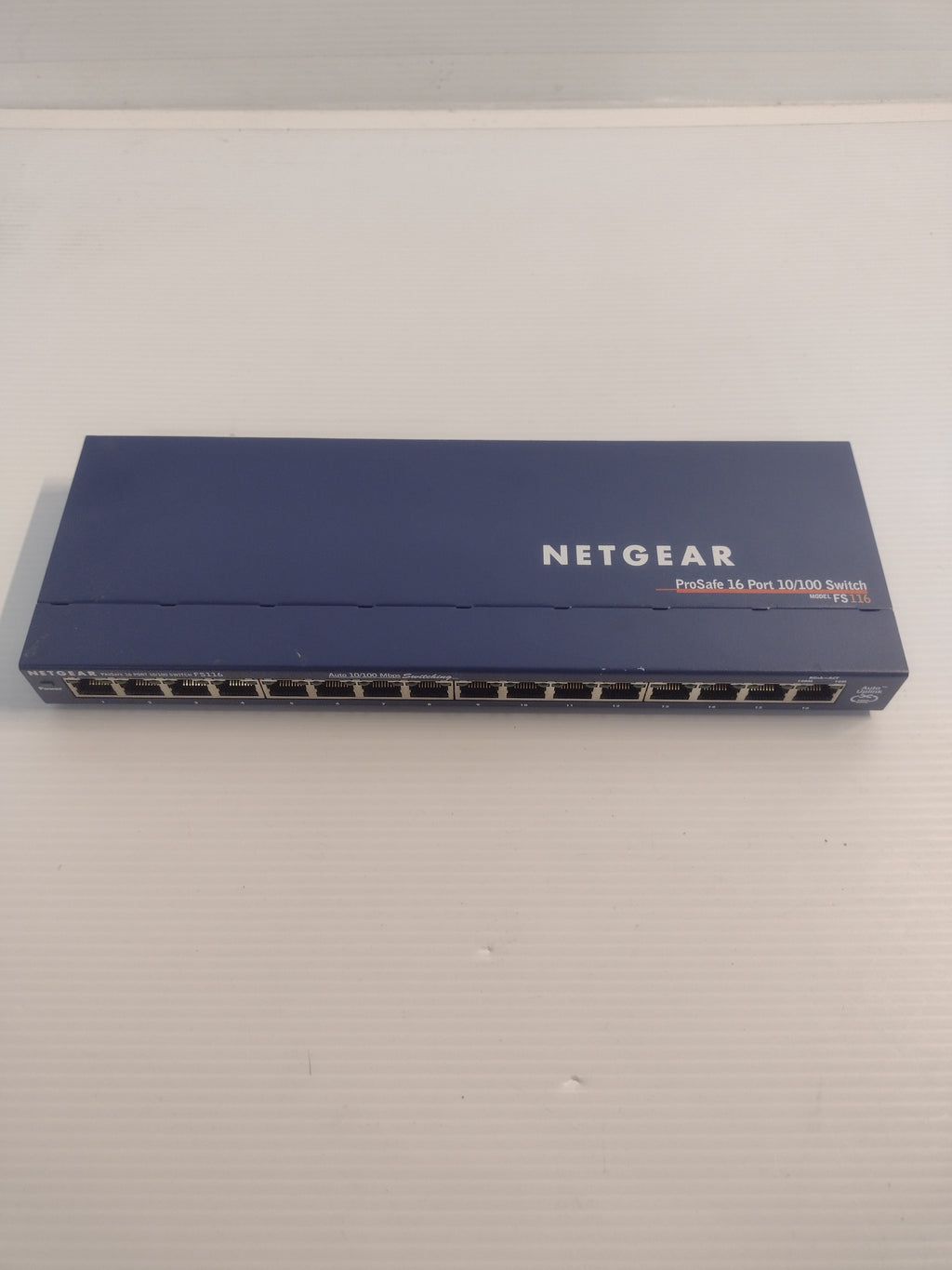 NETGEAR ProSafe FS116 16 Port 10/100 Fast Ethernet Unmanaged Switch
