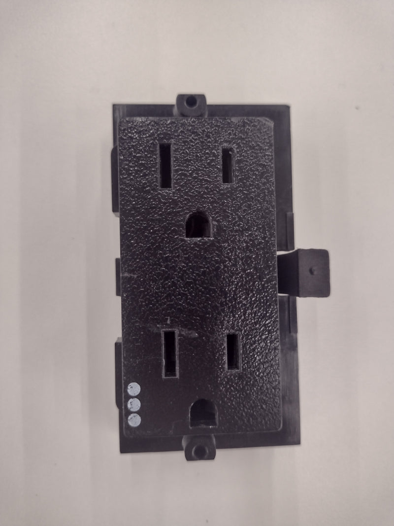 Steelcase 3 + D Power Outlet TS72SSX/TS73SSX/TS74SSX (125 V; 15 A)