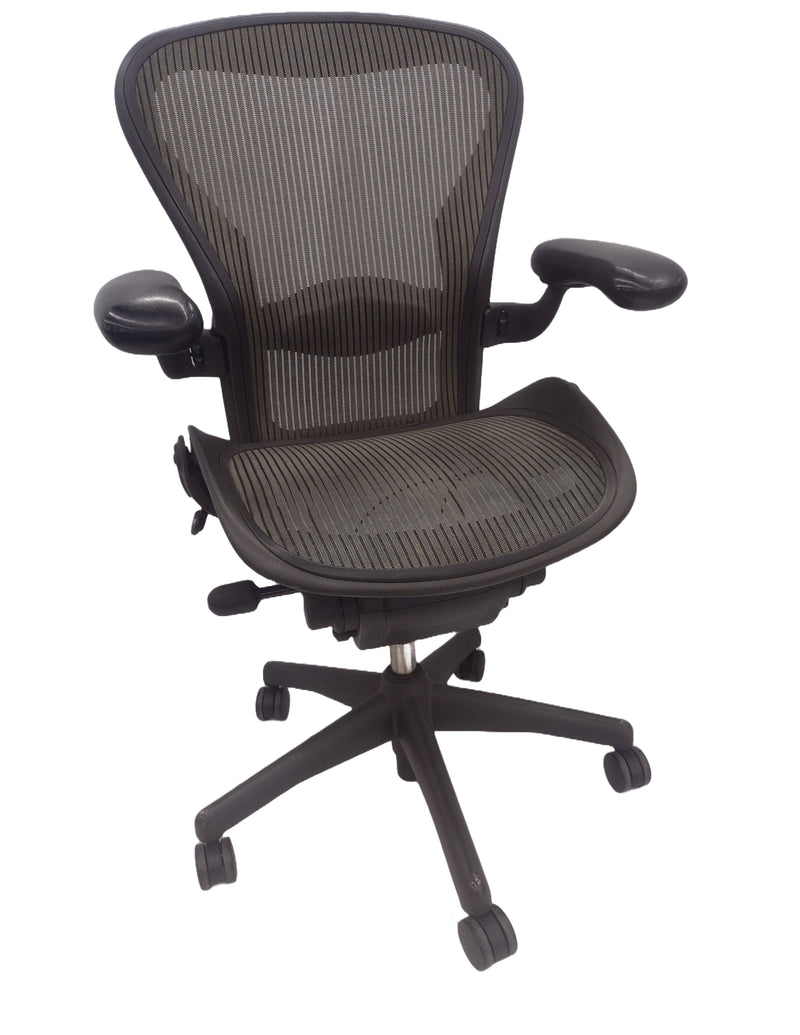 Pre-Owned Herman Miller Aeron Office Chair (Black, Blue, Gray, or Brown) - Size B, Medium, with Headrest Option