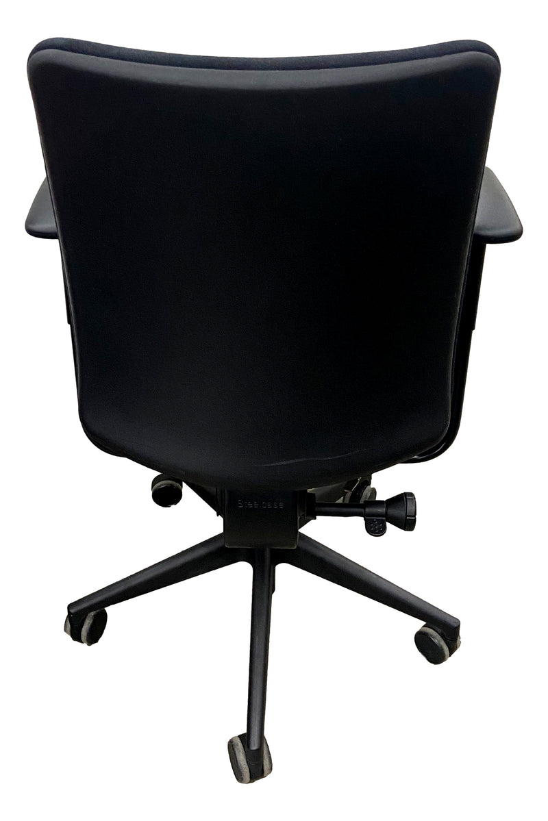Pre-Owned Steelcase Turnstone Crew Task Chair