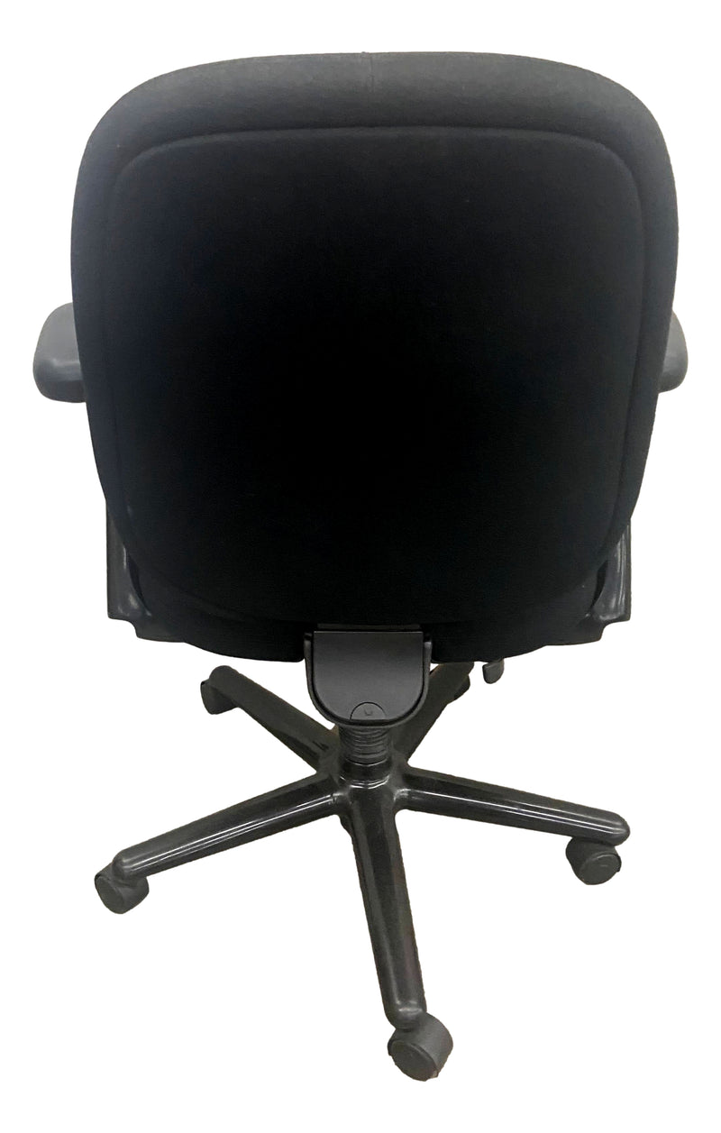 Pre-Owned Black Herman Miller Swivel Chair