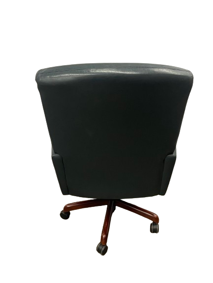 Pre-Owned Leather Swivel Chair