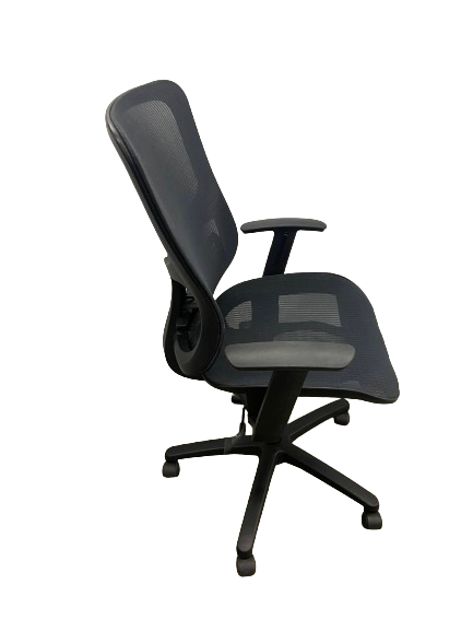 Pre-Owned Staples Swivel Chair