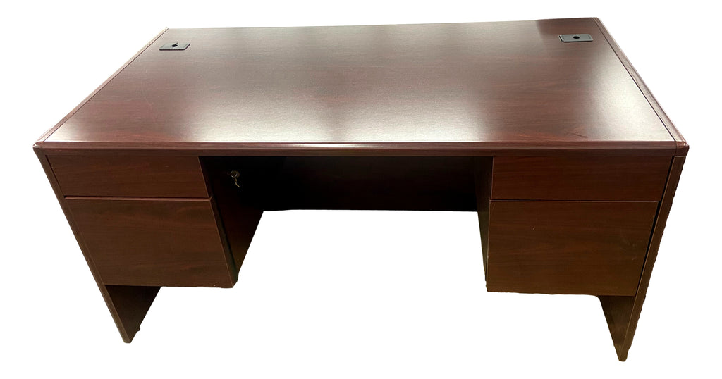 Pre-Owned 60" x 30" Hon 10771 Desk