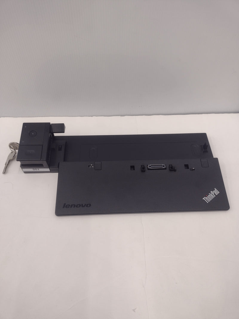 Lenovo ThinkPad 40A2 Ultra Dock 40A2 Laptop Docking Station - no AC adapter