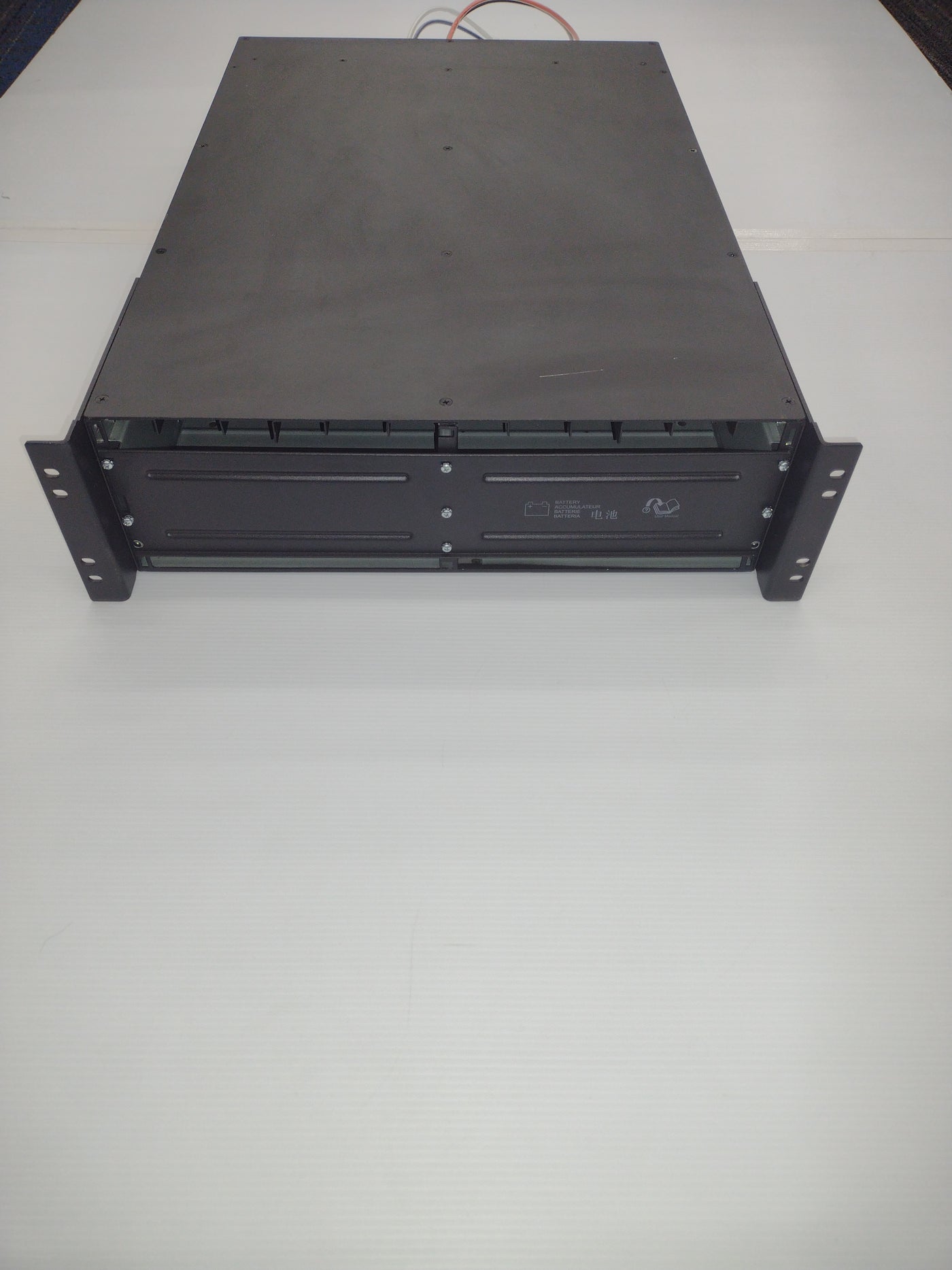 APC Smart-UPS SURT192RMXLBP3U Rack-Mountable 192V Battery Pack (No Bat – Value  Office Furniture & Equipment