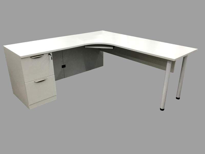 Office Source White Laminate Porkchop L-shape Desk 72"x72"