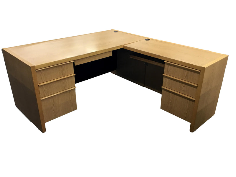 Pre-Owned Maple L-Shape Desk B/B/F