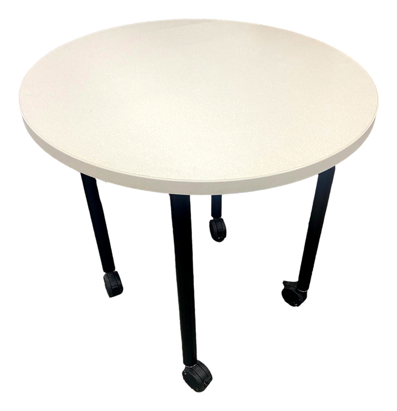 Pre-Owned Round Table - White