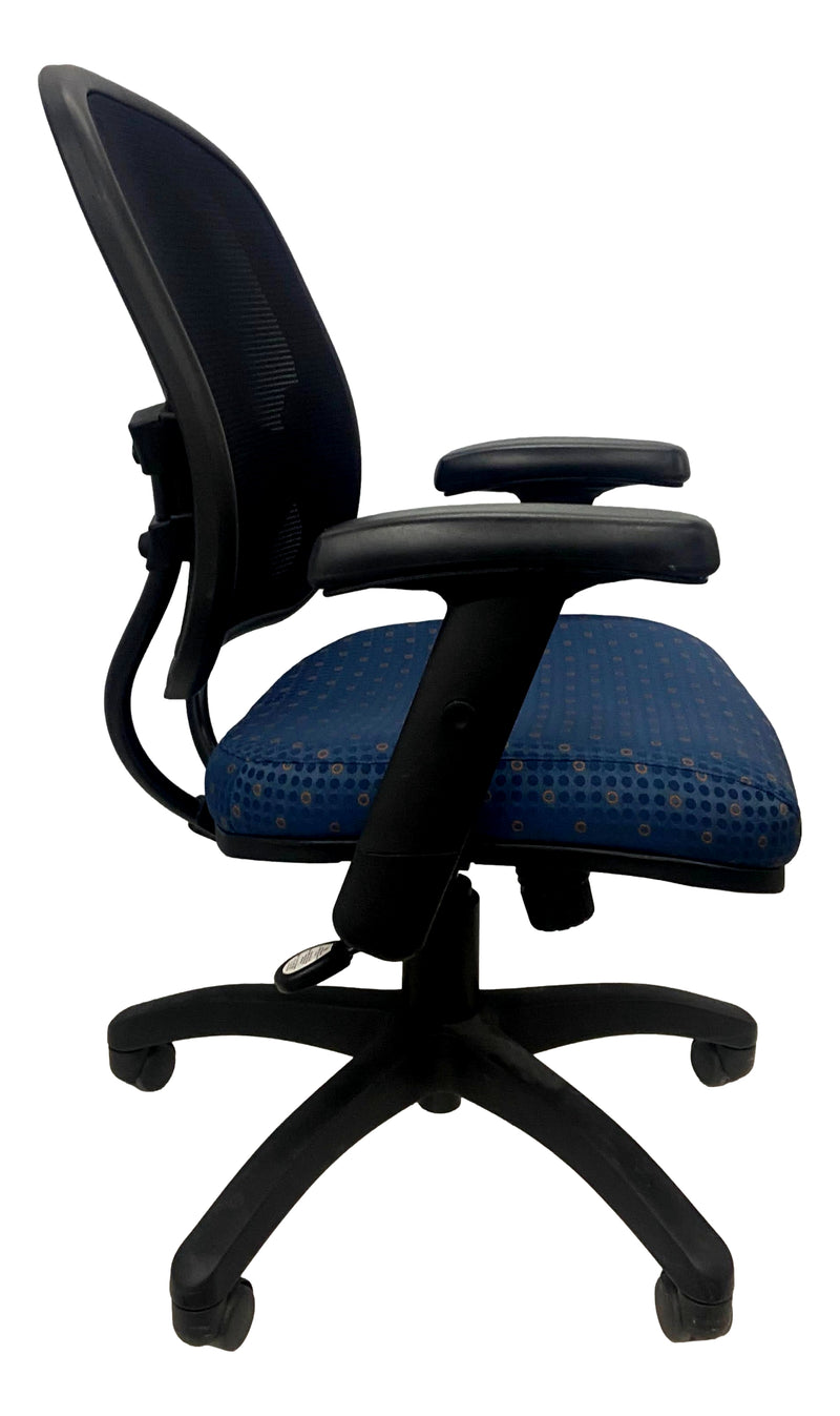 Pre-Owned AIS Swivel Chair - Blue